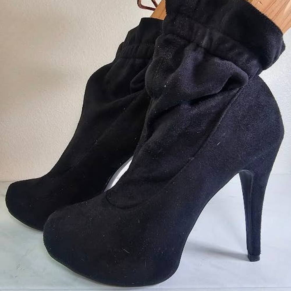 Chineese Laundry High Heel Black Booties- Women's Size 7- Estimated Retail- $90